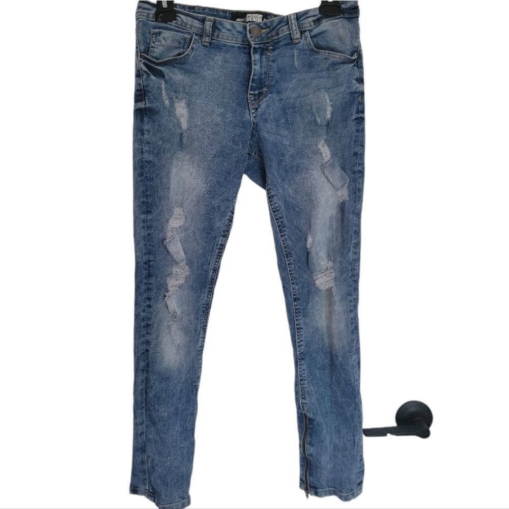 Ardene Distressed Ankle Zip Jeans